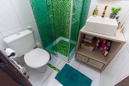 Apartamento à venda com 64m², 3 quartos e 1 vaga Apartamento à venda com 64m², 3 quartos e 1 vagaBanheiro