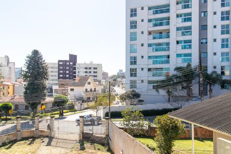 Vista de kitnet/studio para alugar com 1 quarto, 18m² em Santa Quiteria, Curitiba