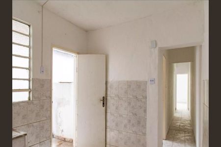 Casa à venda com 3 quartos, 141m² em Vila Monumento, São Paulo