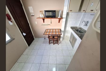 Cozinha  de apartamento à venda com 1 quarto, 40m² em Centro, Rio de Janeiro