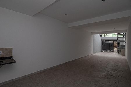 Casa à venda com 124m², 2 quartos e 4 vagas Casa à venda com 124m², 2 quartos e 4 vagasGaragem