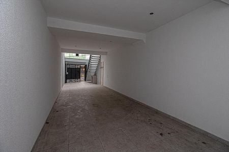 Casa à venda com 124m², 2 quartos e 4 vagas Casa à venda com 124m², 2 quartos e 4 vagasGaragem