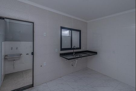 Casa à venda com 124m², 2 quartos e 4 vagas Casa à venda com 124m², 2 quartos e 4 vagasCozinha