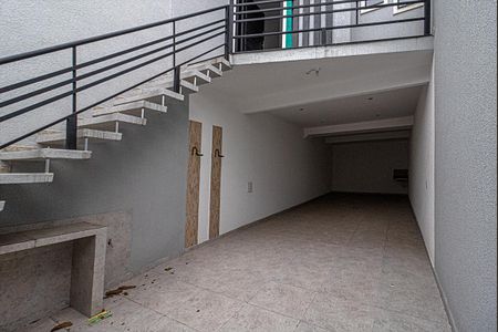 Casa à venda com 124m², 2 quartos e 4 vagas Casa à venda com 124m², 2 quartos e 4 vagasGaragem