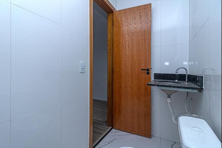 Casa à venda com 124m², 2 quartos e 4 vagas Casa à venda com 124m², 2 quartos e 4 vagasBanheiro da Suíte