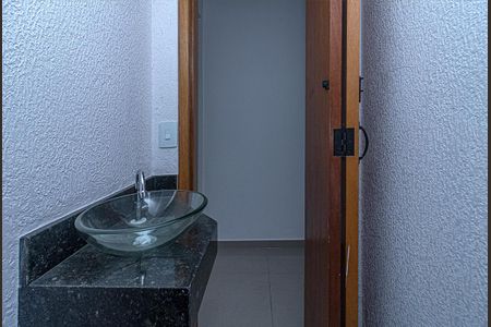 Casa à venda com 124m², 2 quartos e 4 vagas Casa à venda com 124m², 2 quartos e 4 vagasLavabo