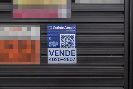 Casa à venda com 124m², 2 quartos e 4 vagas Casa à venda com 124m², 2 quartos e 4 vagasPlaca