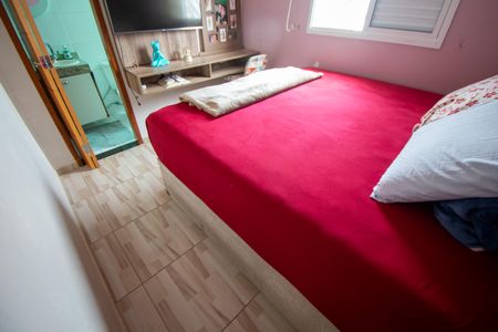 Casa de condomínio à venda com 125m², 3 quartos e 2 vagasSuíte