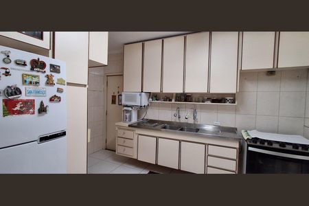 Apartamento à venda com 125m², 3 quartos e 2 vagasCozinha