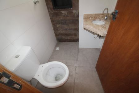 Apartamento à venda com 38m², 2 quartos e sem vagaBanheiro