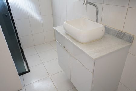 Casa para alugar com 180m², 3 quartos e 3 vagasBanheiro Social