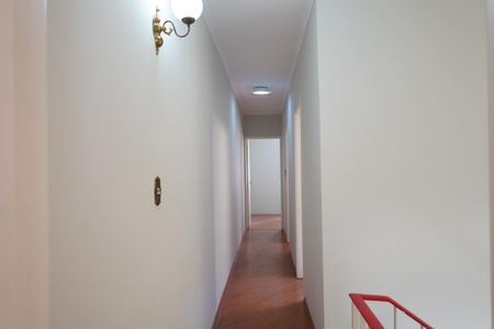 Casa para alugar com 180m², 3 quartos e 3 vagasCorredor