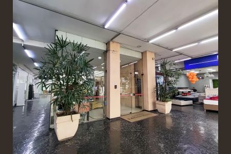 Apartamento à venda com 139m², 3 quartos e 2 vagas Apartamento à venda com 139m², 3 quartos e 2 vagasFachada