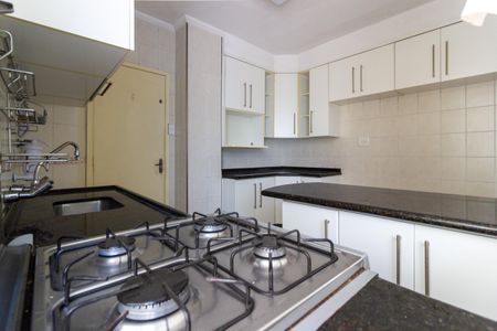 Apartamento à venda com 139m², 3 quartos e 2 vagas Apartamento à venda com 139m², 3 quartos e 2 vagasCozinha