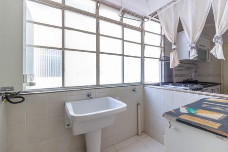 Apartamento à venda com 139m², 3 quartos e 2 vagas Apartamento à venda com 139m², 3 quartos e 2 vagasÁrea de Serviço