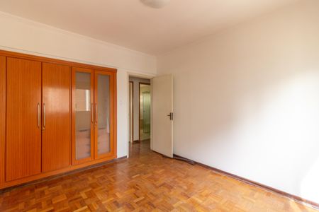 Apartamento à venda com 139m², 3 quartos e 2 vagas Apartamento à venda com 139m², 3 quartos e 2 vagasQuarto 1