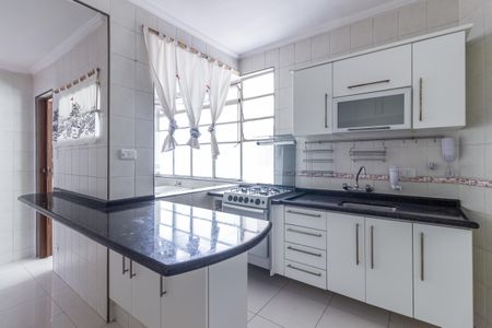 Apartamento à venda com 139m², 3 quartos e 2 vagas Apartamento à venda com 139m², 3 quartos e 2 vagasCozinha