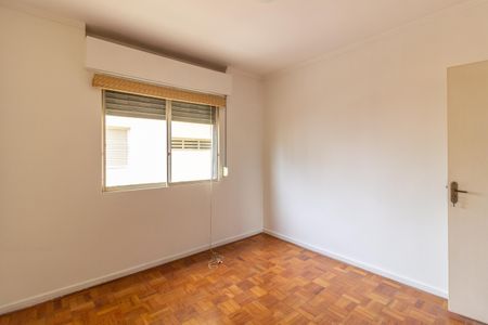 Apartamento à venda com 139m², 3 quartos e 2 vagas Apartamento à venda com 139m², 3 quartos e 2 vagasQuarto 2
