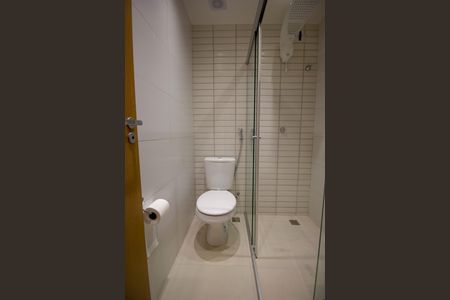 Banheiro de apartamento à venda com 1 quarto, 25m² em Asa Sul, Brasília
