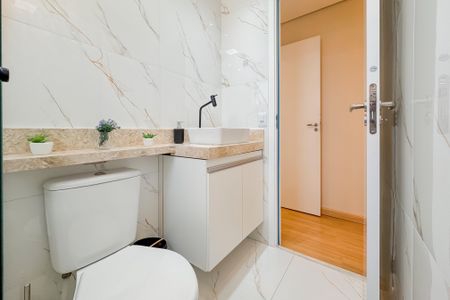 Apartamento à venda com 55m², 2 quartos e 1 vaga Apartamento à venda com 55m², 2 quartos e 1 vagaBanheiro da Suíte