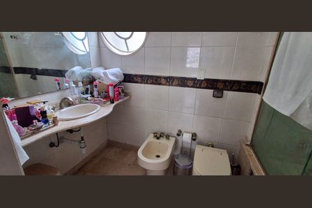 Apartamento à venda com 134m², 3 quartos e 1 vagaBanheiro da Suíte