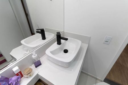 Apartamento à venda com 55m², 2 quartos e sem vagaBanheiro