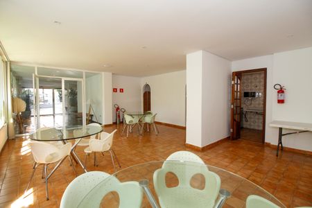 Apartamento para alugar com 83m², 3 quartos e 2 vagasÁrea Comum - Salão de Festas