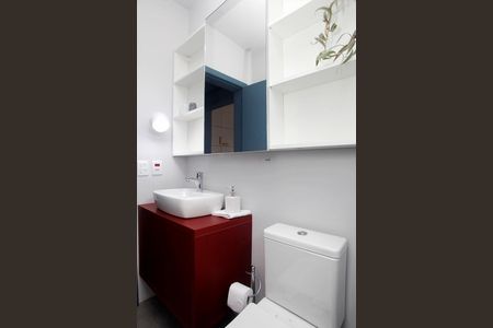 Banheiro Social de apartamento à venda com 1 quarto, 34m² em Higienópolis, Porto Alegre