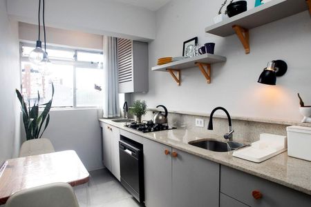 Cozinha + Área de Serviço de apartamento à venda com 1 quarto, 34m² em Higienópolis, Porto Alegre