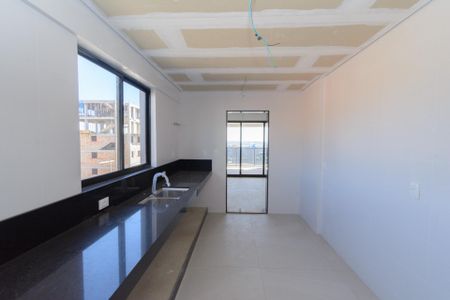 Apartamento à venda com 155m², 4 quartos e 3 vagasCozinha