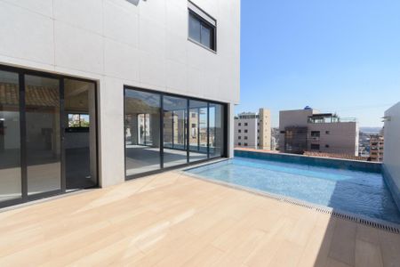 Apartamento à venda com 155m², 4 quartos e 3 vagasÁrea comum - Piscina