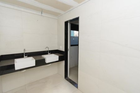 Apartamento à venda com 155m², 3 quartos e 3 vagasBanheiro da Suite Master