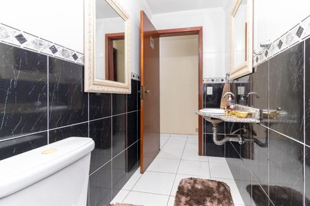 Casa à venda com 280m², 4 quartos e 2 vagas Casa à venda com 280m², 4 quartos e 2 vagasLavabo