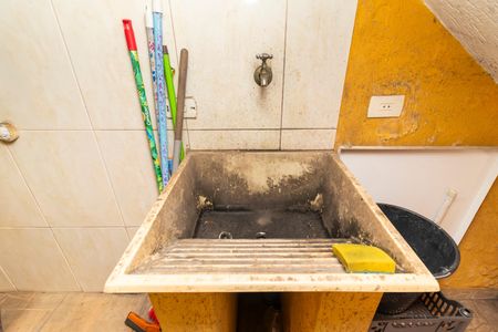 Casa à venda com 280m², 4 quartos e 2 vagas Casa à venda com 280m², 4 quartos e 2 vagasÁrea de Serviço