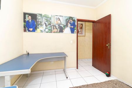 Casa à venda com 280m², 4 quartos e 2 vagas Casa à venda com 280m², 4 quartos e 2 vagasQuarto 1