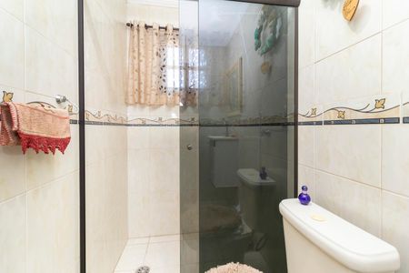 Casa à venda com 280m², 4 quartos e 2 vagas Casa à venda com 280m², 4 quartos e 2 vagasBanheiro da Suíte