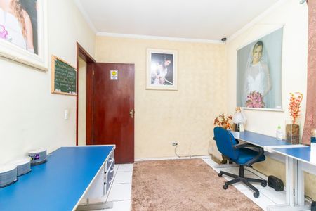 Casa à venda com 280m², 4 quartos e 2 vagas Casa à venda com 280m², 4 quartos e 2 vagasQuarto 2