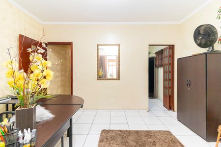 Casa à venda com 280m², 4 quartos e 2 vagas Casa à venda com 280m², 4 quartos e 2 vagasSuíte