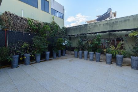 Casa à venda com 256m², 4 quartos e 3 vagasQuintal