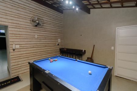 Casa à venda com 256m², 4 quartos e 3 vagasEspaço Gourmet