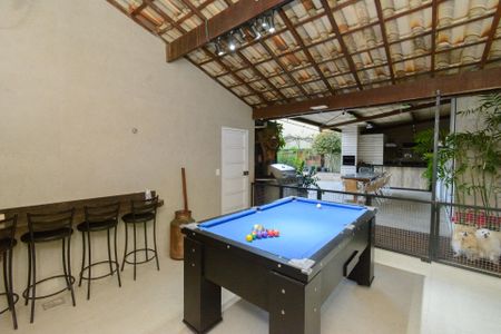 Casa à venda com 256m², 4 quartos e 3 vagasEspaço Gourmet