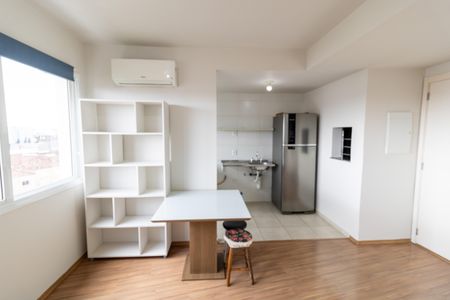 Sala de apartamento para alugar com 2 quartos, 53m² em Azenha, Porto Alegre