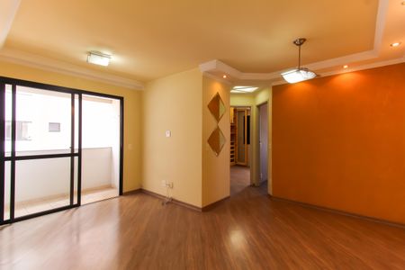 Sala de apartamento à venda com 2 quartos, 55m² em Vila Bertioga, São Paulo