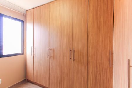 Quarto 2 de apartamento à venda com 2 quartos, 55m² em Vila Bertioga, São Paulo