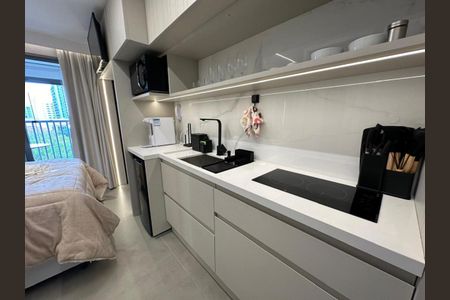 Apartamento à venda com 21m², 1 quarto e sem vaga
