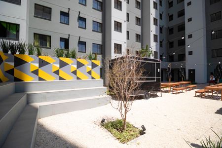 Apartamento à venda com 37m², 2 quartos e 1 vaga Apartamento à venda com 37m², 2 quartos e 1 vagaÁrea comum - Espaço FoodTruck