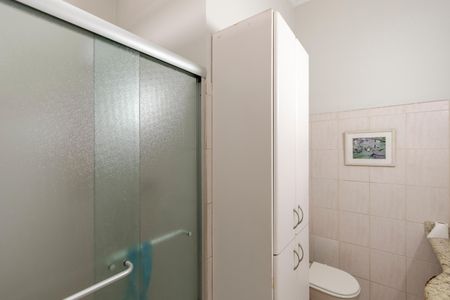 Casa à venda com 199m², 3 quartos e 2 vagasBanheiro Social