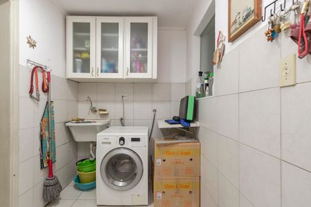 Casa à venda com 199m², 3 quartos e 2 vagasÁrea de Serviço