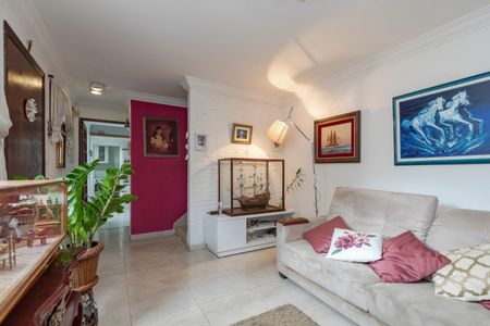 Casa à venda com 199m², 3 quartos e 2 vagasSala