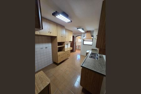 Apartamento à venda com 250m², 4 quartos e 3 vagas Apartamento à venda com 250m², 4 quartos e 3 vagasFoto 11
